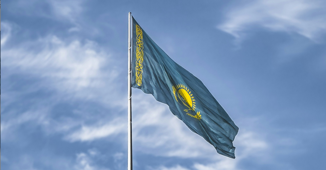 Казахстан закрывает нелегальные крипто-платформы